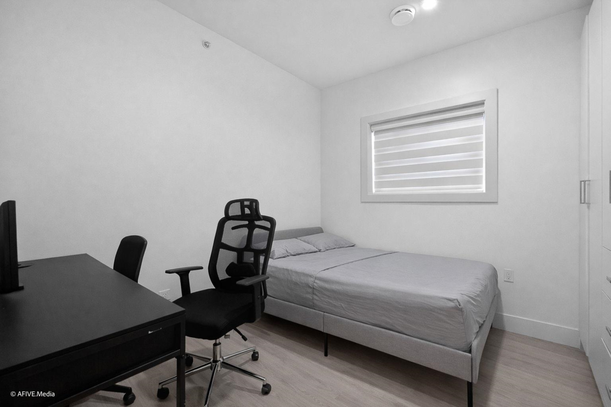 Staircase Photo of 1052 E 50th Avenue, Vancouver, BC