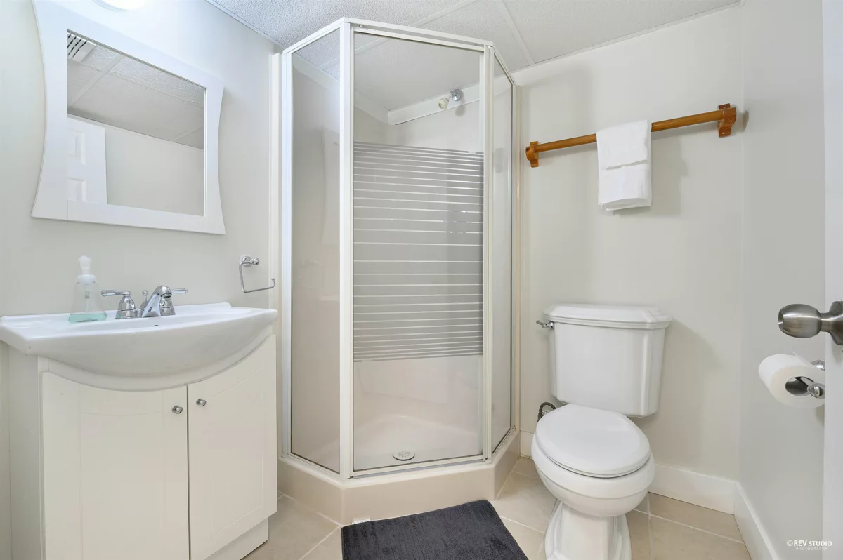 Outdoor Deck Photo of 13671 16 Avenue, Surrey, BC