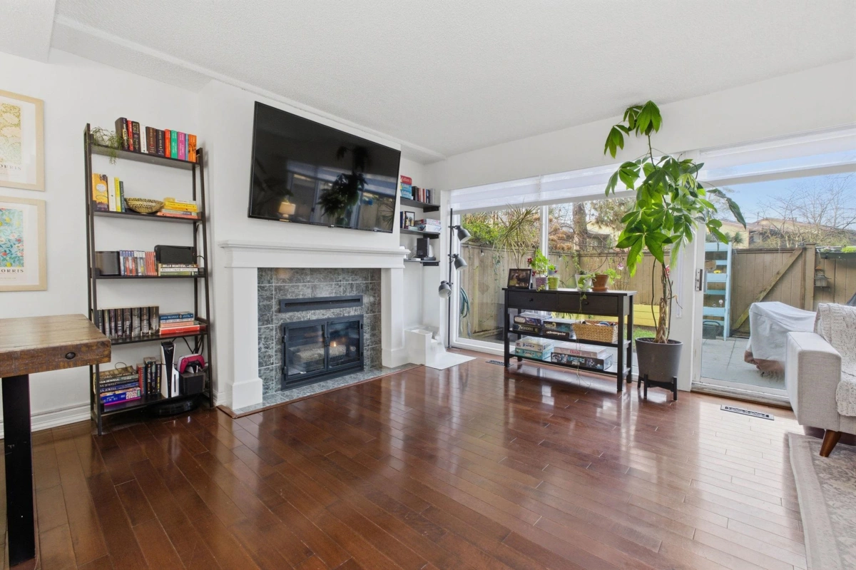 Living Room Photo of 2969 Mira Place, Burnaby, BC
