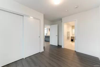 Hallway Photo of 1009 5685 Halley Avenue, Burnaby, BC