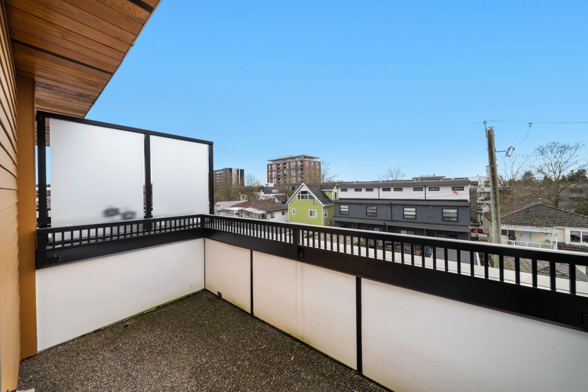 Backyard Photo of 2632 Ward Street, Vancouver, BC