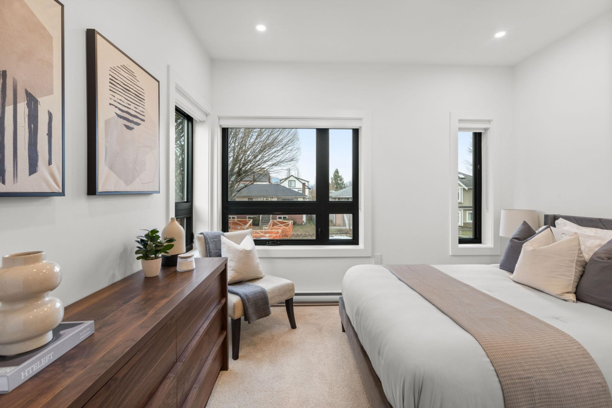 Powder Room Photo of 2632 Ward Street, Vancouver, BC