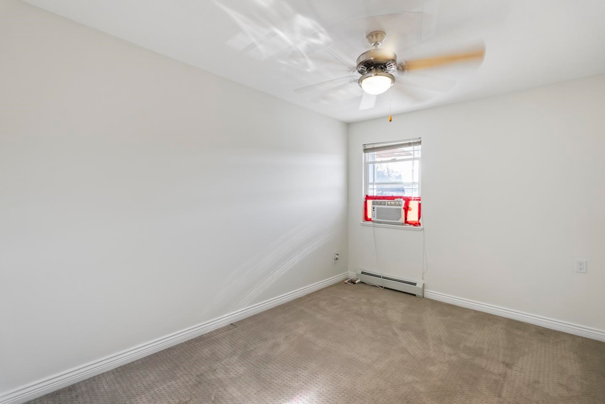 Entry Foyer Photo of 31605 Harmony Court, Abbotsford, BC