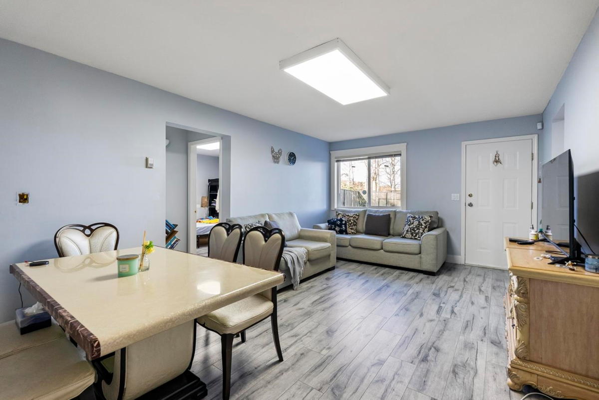 Garage Interior Photo of 31605 Harmony Court, Abbotsford, BC