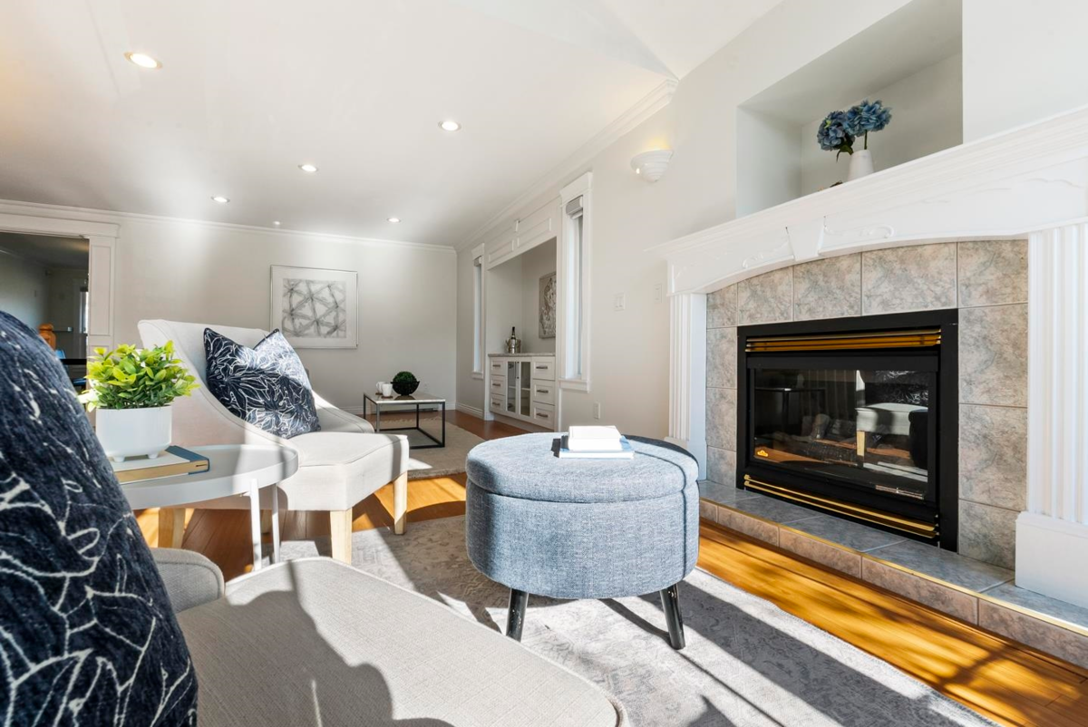 Kitchen Island Photo of 31605 Harmony Court, Abbotsford, BC