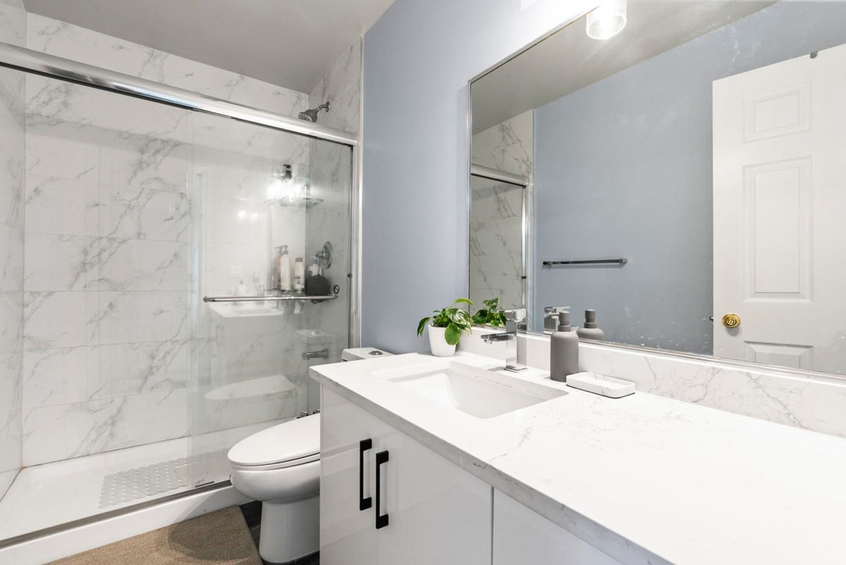 Swimming Pool Photo of 31605 Harmony Court, Abbotsford, BC