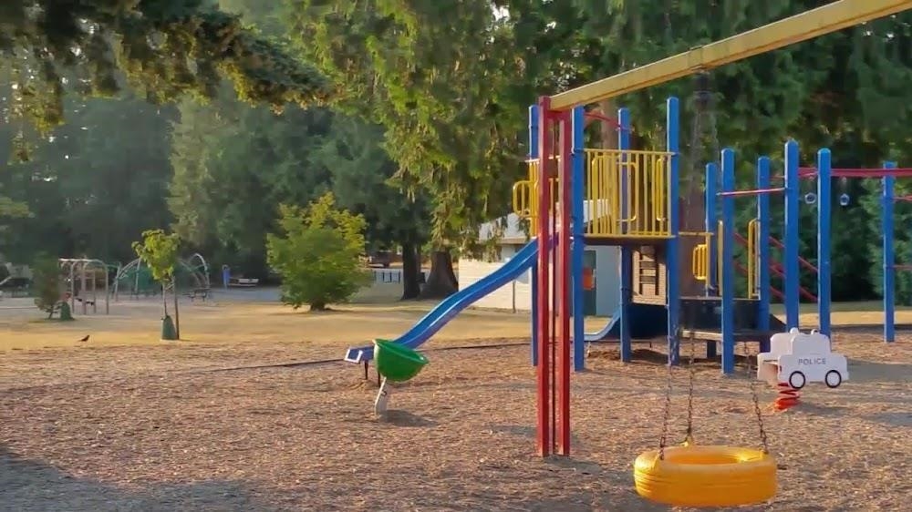 Garage Interior Photo of 11 2733 Parkway Drive, Surrey, BC