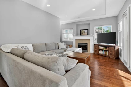 11 2733 Parkway Drive, Surrey, BC