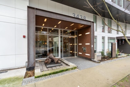 1203 3438 Sawmill Crescent, Vancouver, BC, Vancouver — Apartment/Condo for sale