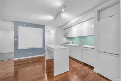 Primary Bedroom Photo of 409 328 E 11th Avenue, Vancouver, BC