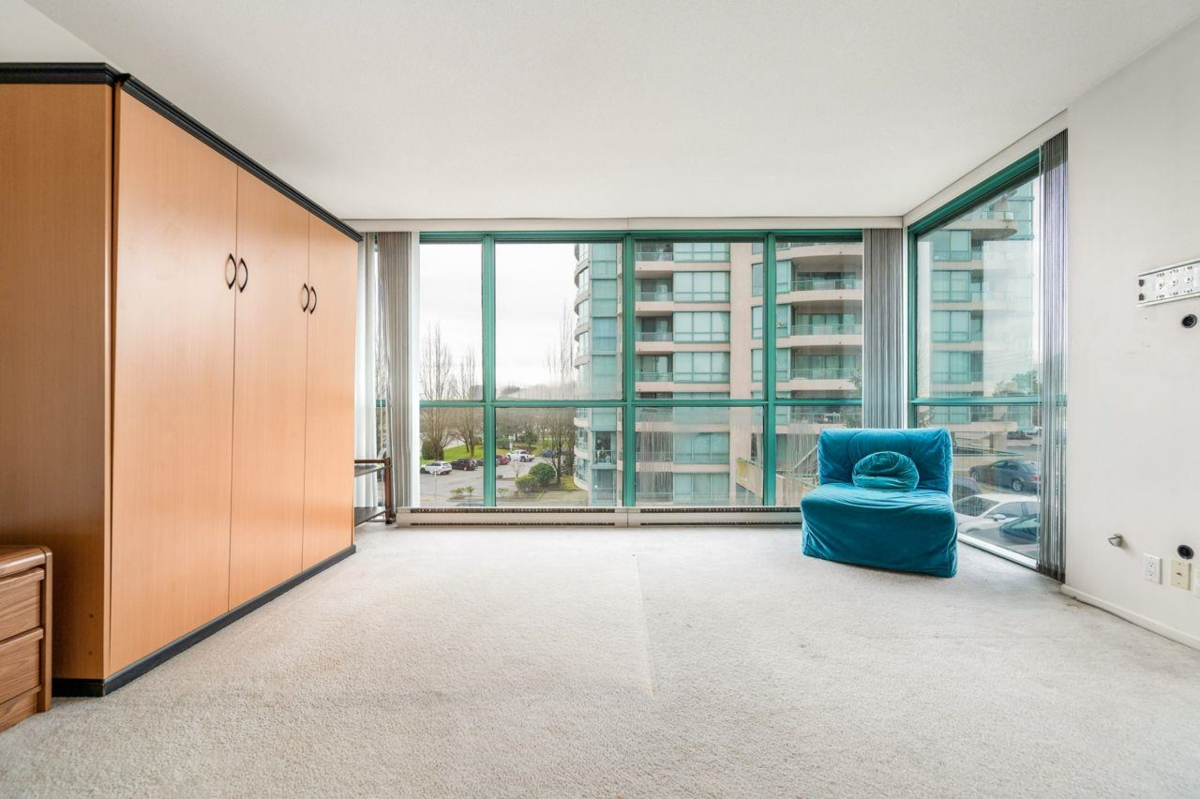 Kitchen Photo of 402 8851 Lansdowne Road, Richmond, BC