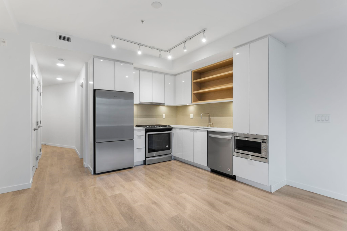 Bedroom 3 Photo of 201 725 Marine Drive, North Vancouver, BC