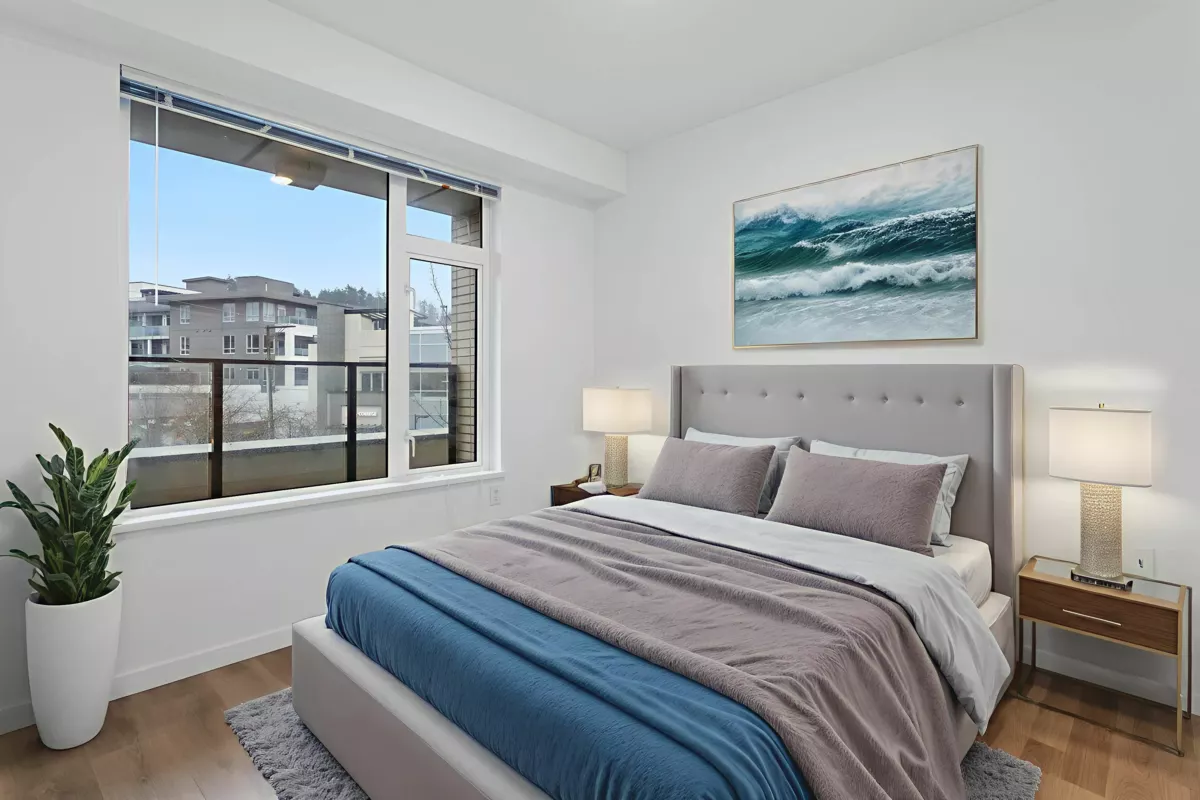 Kitchen Photo of 201 725 Marine Drive, North Vancouver, BC