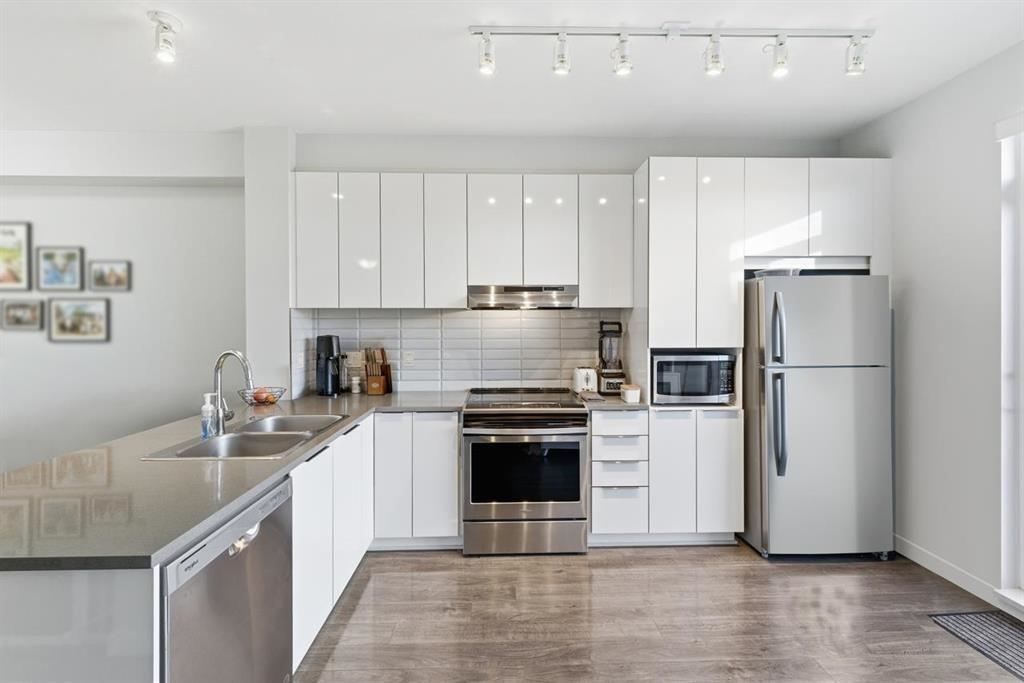 Breakfast Nook Photo of 55 30930 Westridge Place, Abbotsford, BC