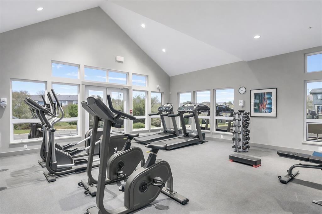 Neighborhood Park Photo Near 55 30930 Westridge Place, Abbotsford, BC