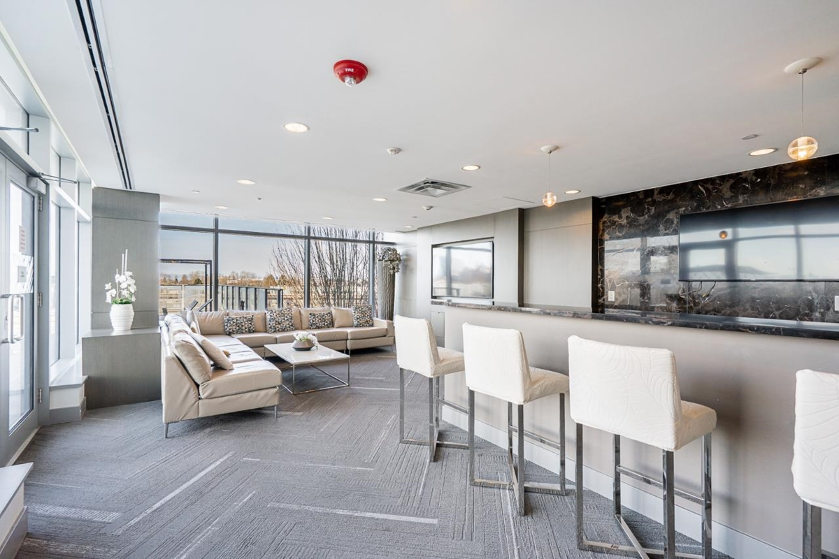 Backyard Photo of 903 3333 Brown Road, Richmond, BC