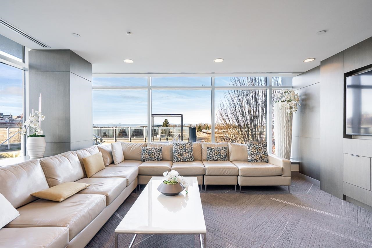 Front Yard Photo of 903 3333 Brown Road, Richmond, BC