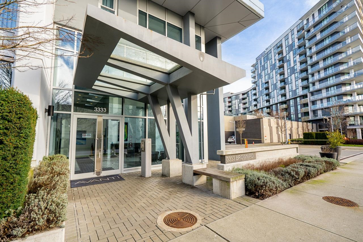 Living Room Photo of 903 3333 Brown Road, Richmond, BC