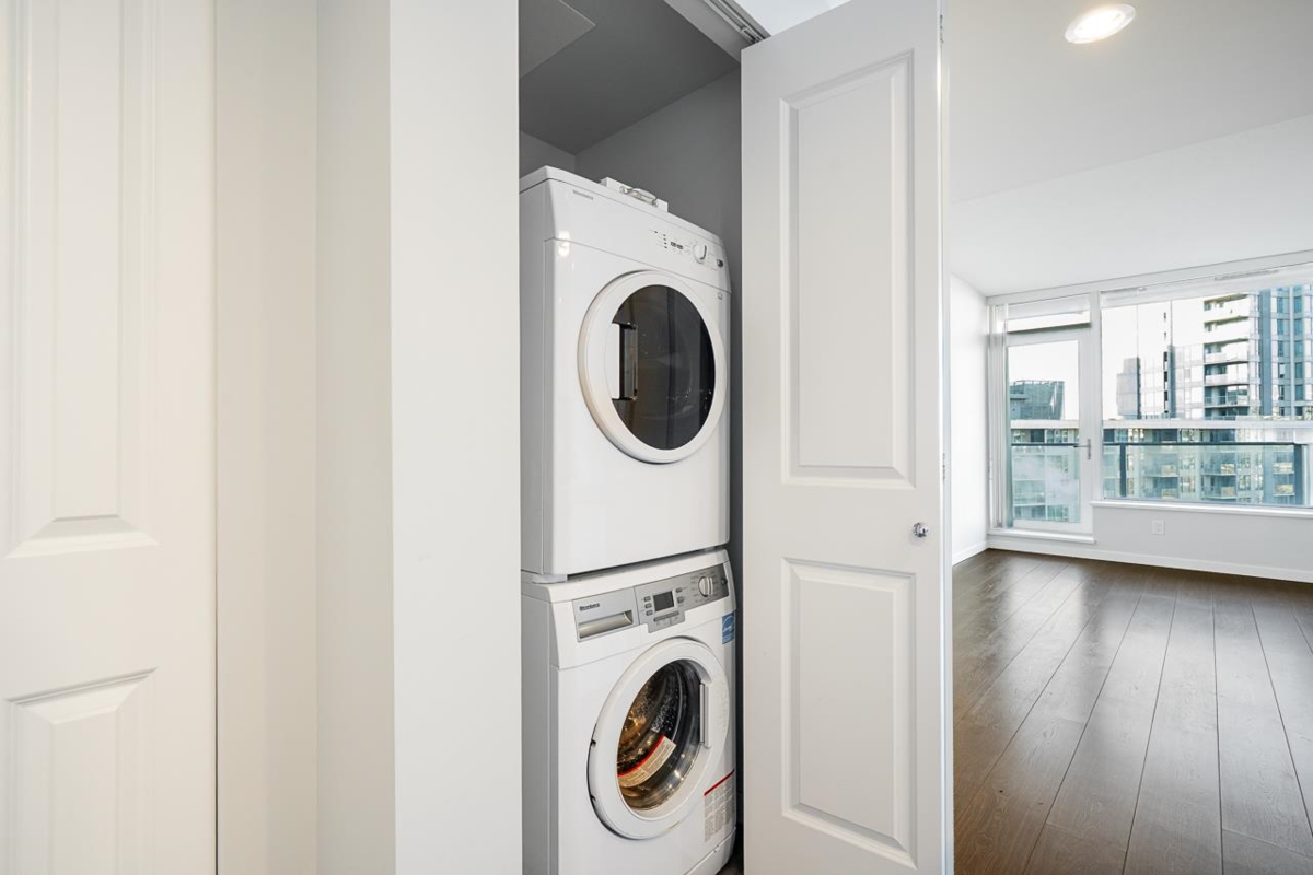 Walk-In Closet Photo of 903 3333 Brown Road, Richmond, BC