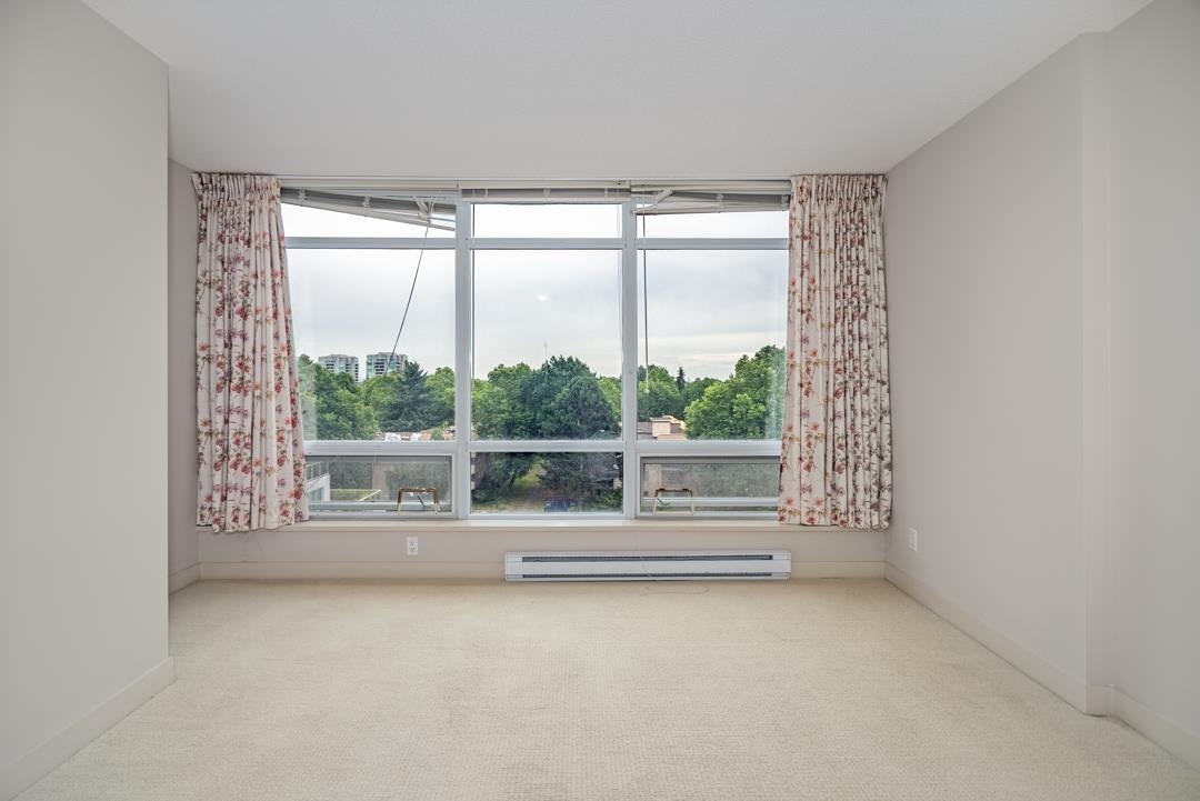 Loft / Bonus Room Photo of 901 8288 Lansdowne Road, Richmond, BC