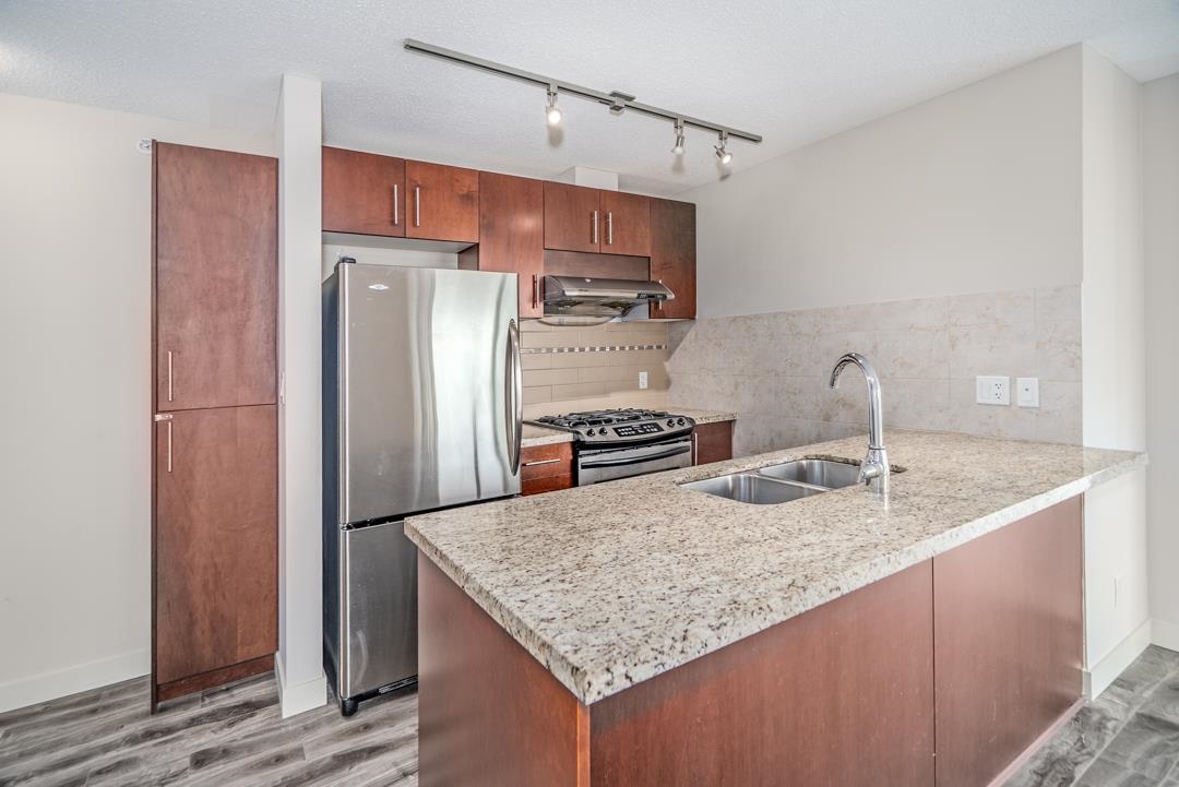 Powder Room Photo of 901 8288 Lansdowne Road, Richmond, BC