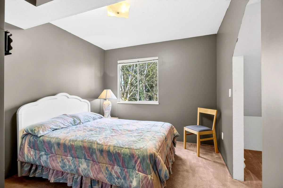 Entry Foyer Photo of 24 20888 Mckinney Avenue, Maple Ridge, BC