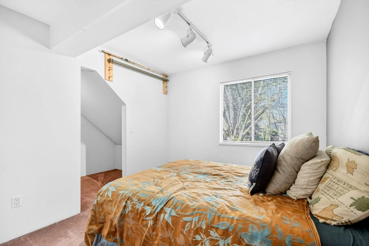 Hallway Photo of 24 20888 Mckinney Avenue, Maple Ridge, BC