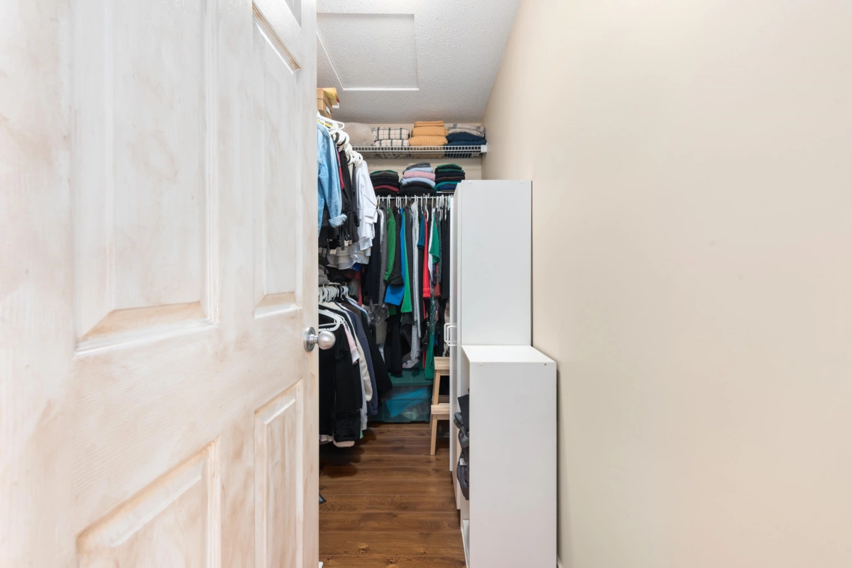 Hallway Photo of 22106 Lemon Avenue, Richmond, BC