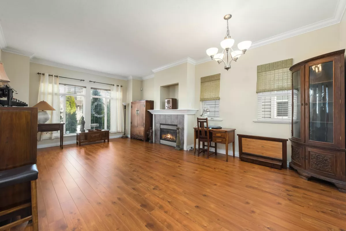 Kitchen Photo of 22106 Lemon Avenue, Richmond, BC