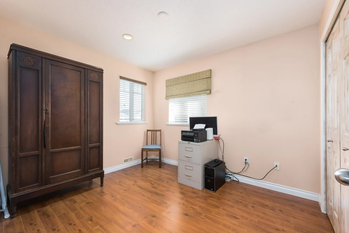 Staircase Photo of 22106 Lemon Avenue, Richmond, BC