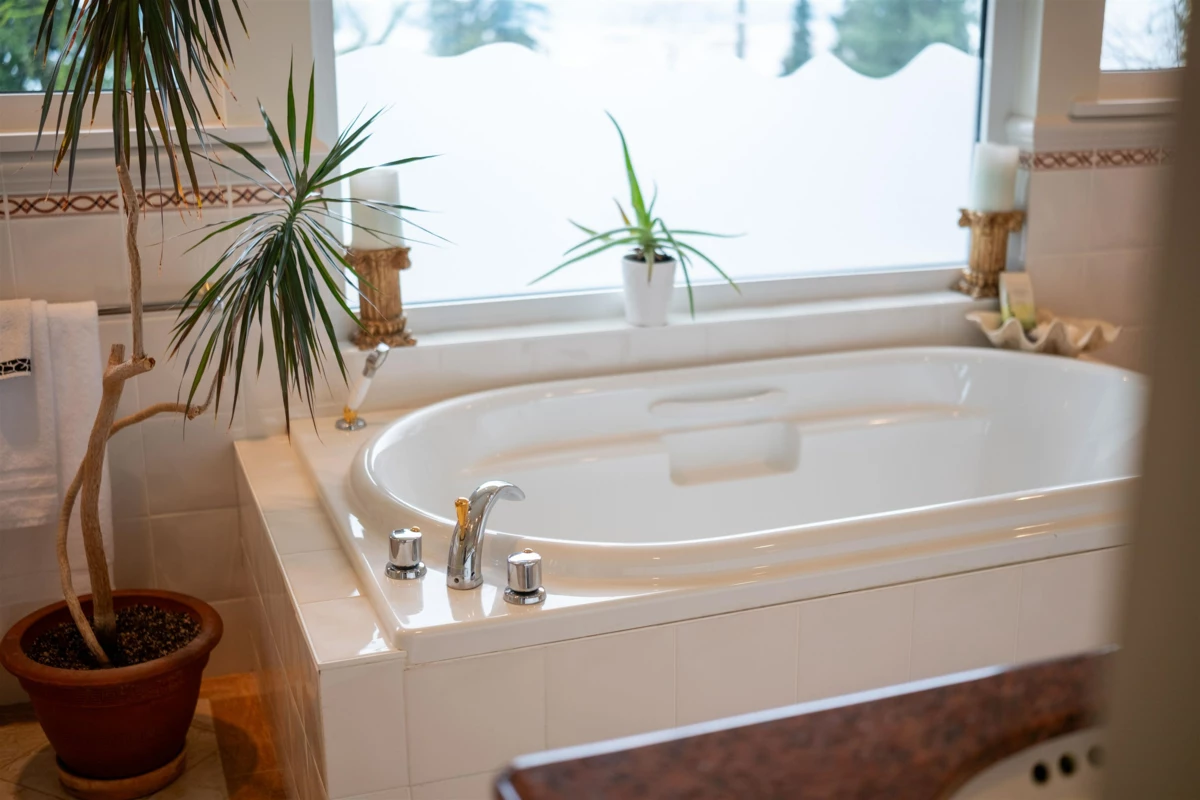 Loft / Bonus Room Photo of 2635 Rosebery Avenue, West Vancouver, BC