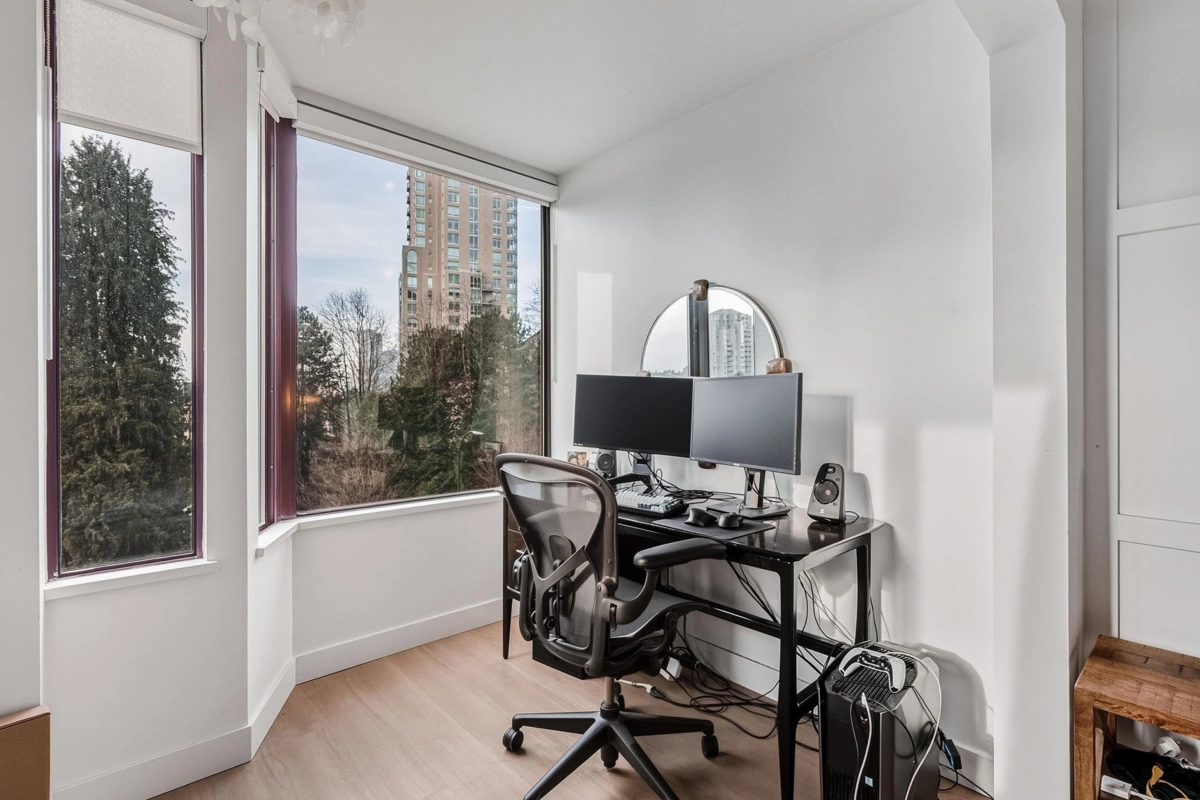 Guest Bathroom Photo of 402 1003 Pacific Street, Vancouver, BC