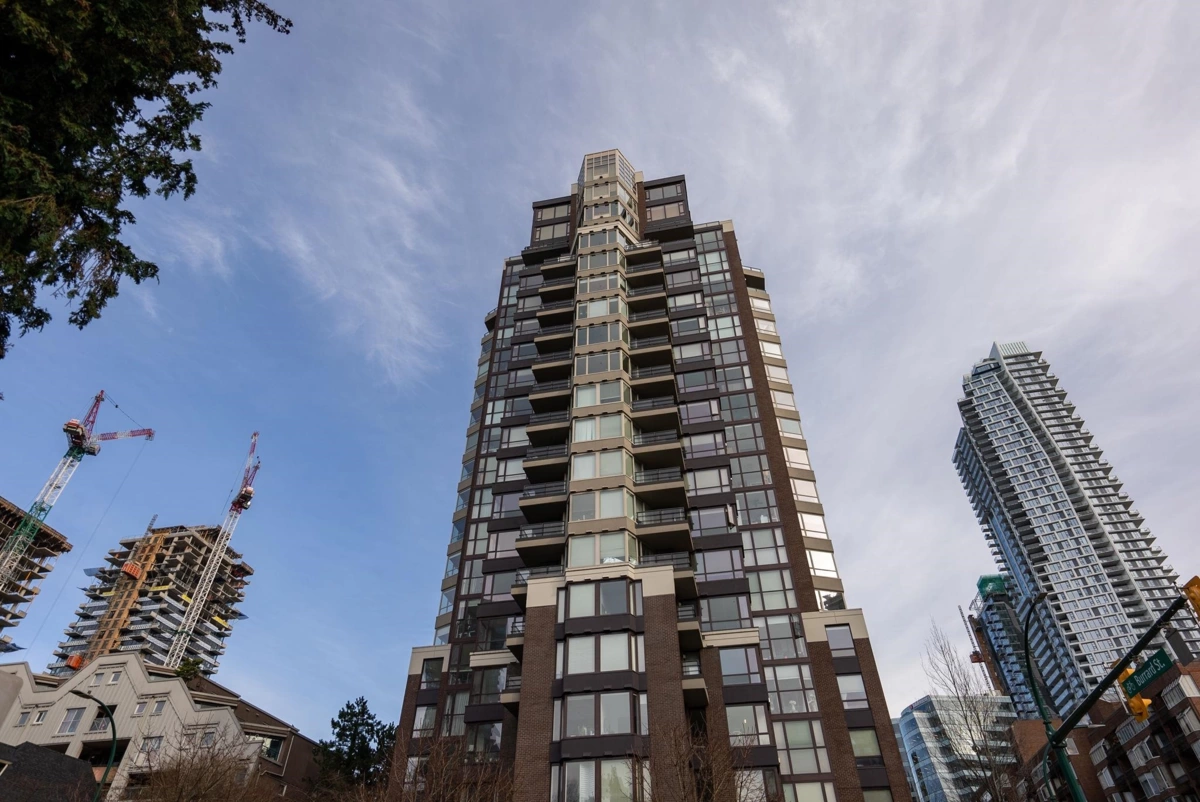 Laundry Room Photo of 402 1003 Pacific Street, Vancouver, BC