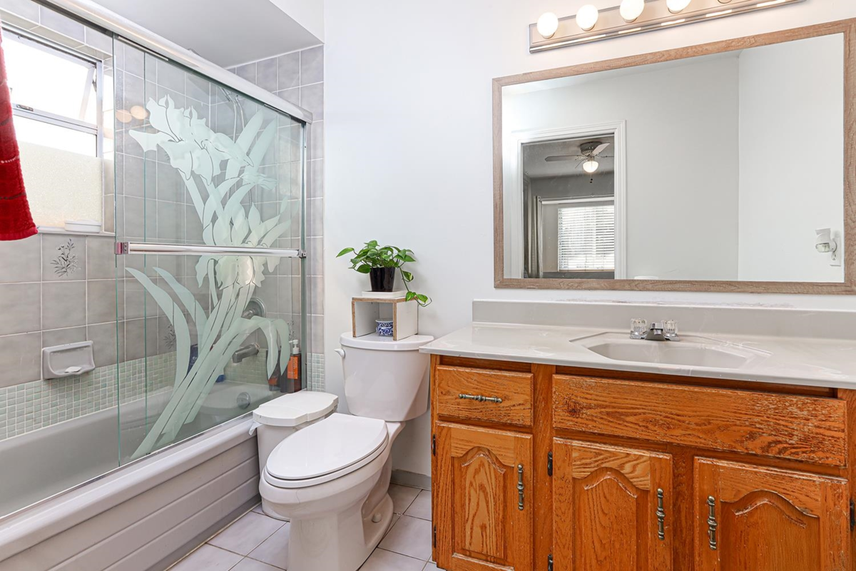 Office / Den Photo of 8006 Chester Street, Vancouver, BC