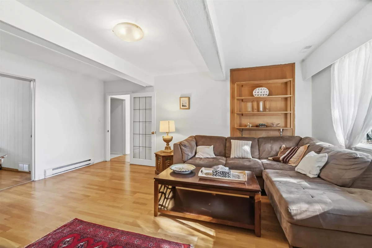 Office / Den Photo of 552 W 29th Street, North Vancouver, BC