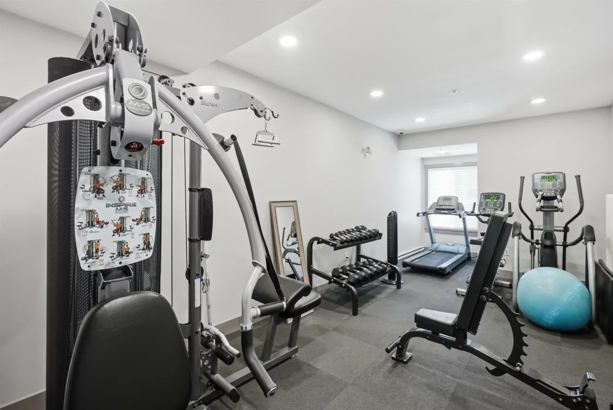 Entry Foyer Photo of 310 20175 53 Avenue, Langley, BC