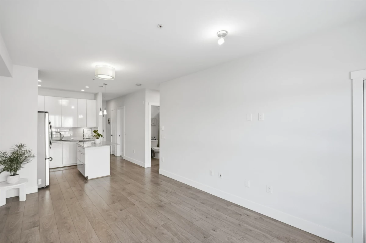 Pantry Photo of 310 20175 53 Avenue, Langley, BC