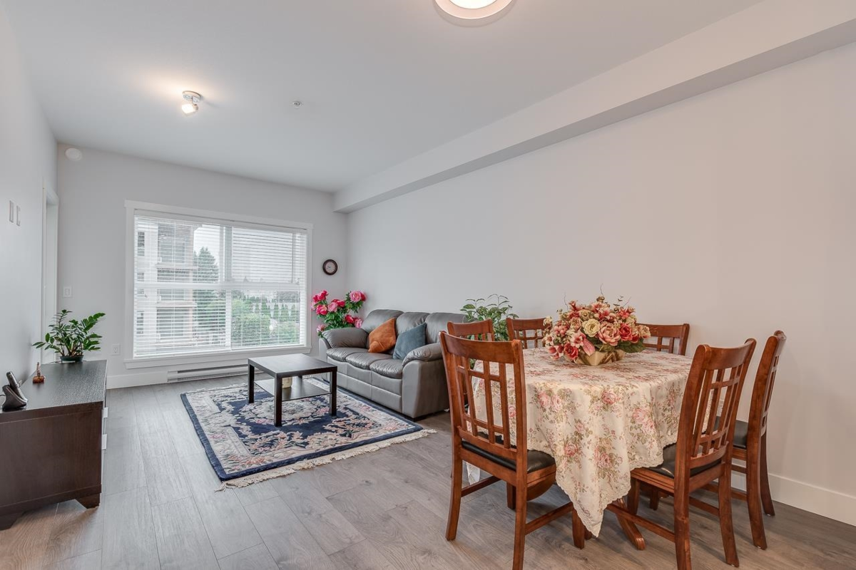 Primary Bedroom Photo of 310 20175 53 Avenue, Langley, BC