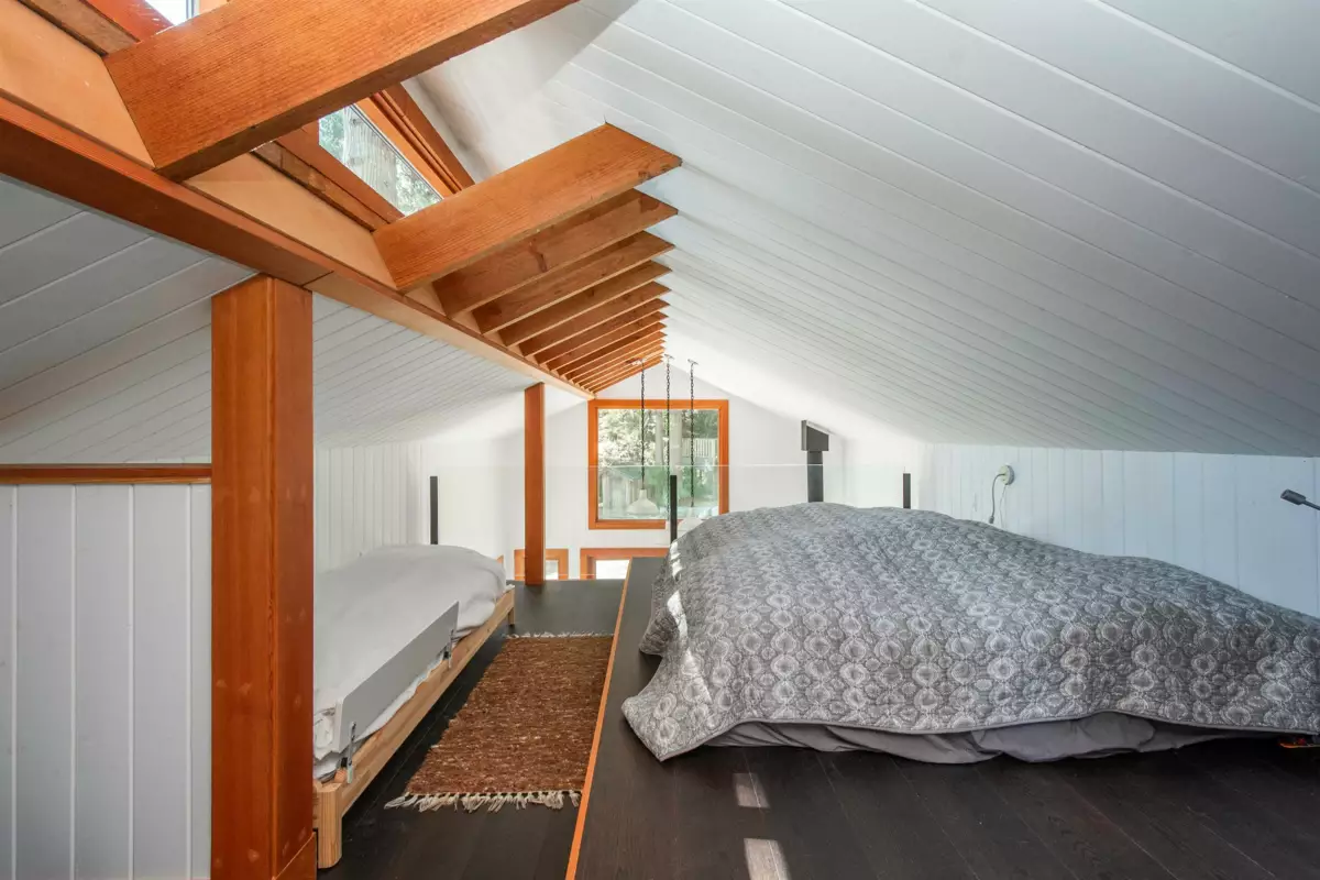 Front Yard Photo of 1010 Taki-Te-Si Road, Gambier Island, BC