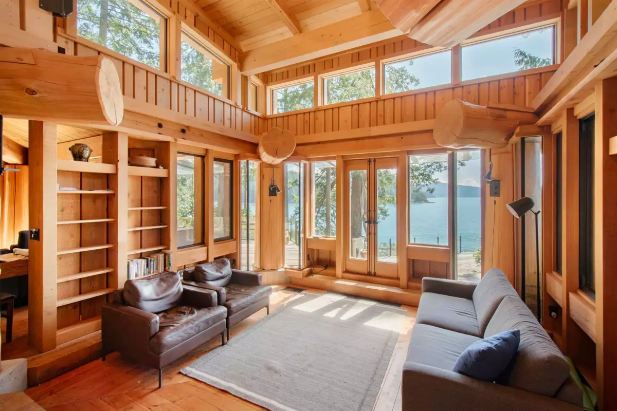 Kitchen Island Photo of 1010 Taki-Te-Si Road, Gambier Island, BC