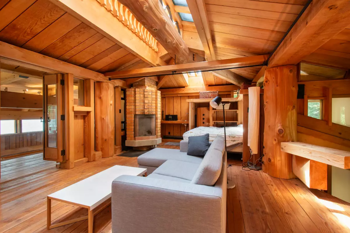 Powder Room Photo of 1010 Taki-Te-Si Road, Gambier Island, BC