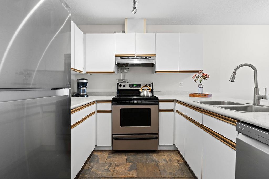 Bedroom 3 Photo of 413 1220 Lasalle Place, Coquitlam, BC