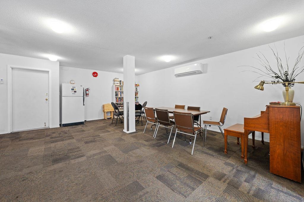 Front Yard Photo of 413 1220 Lasalle Place, Coquitlam, BC