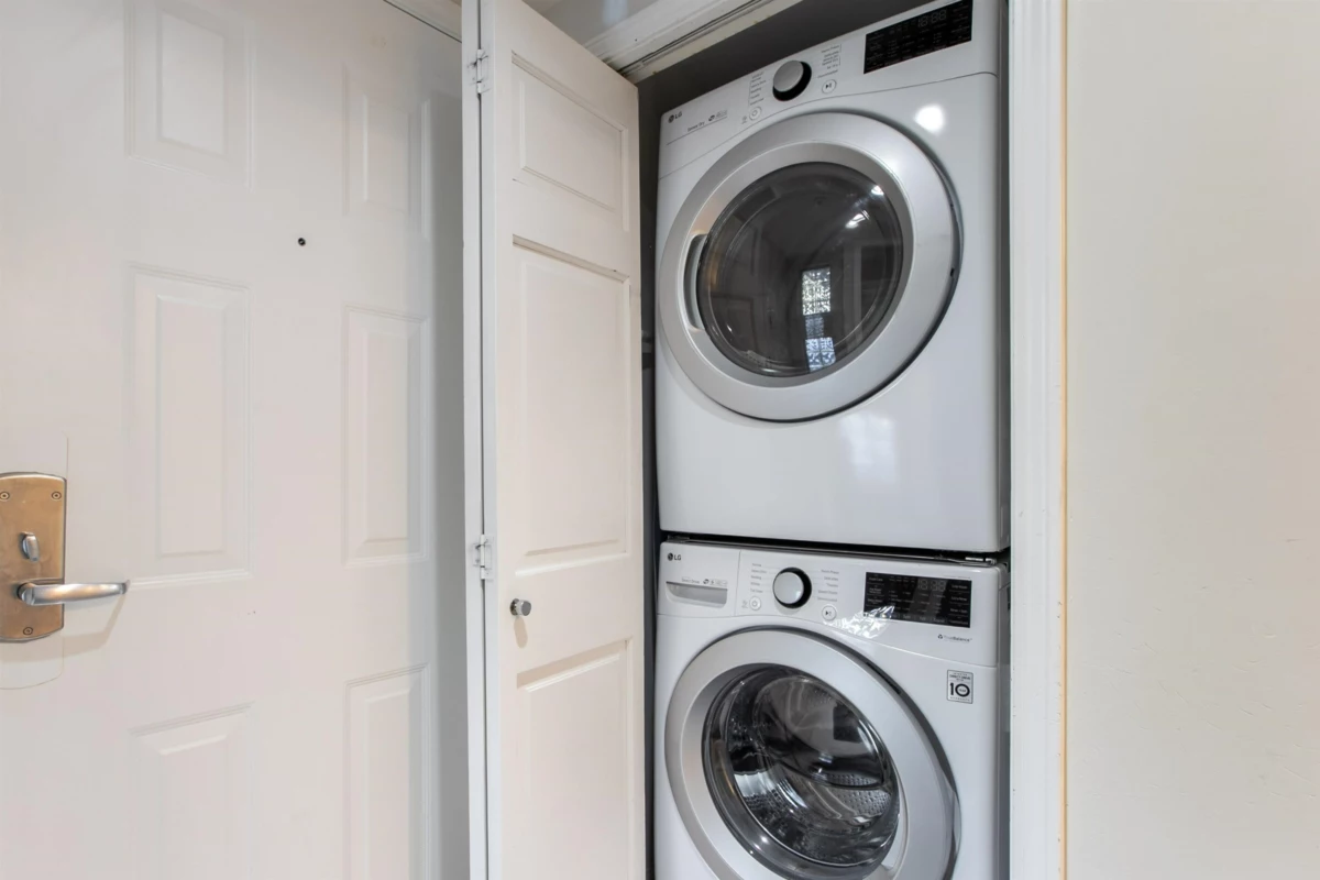 Guest Bathroom Photo of 20 4355 Northlands Boulevard, Whistler, BC