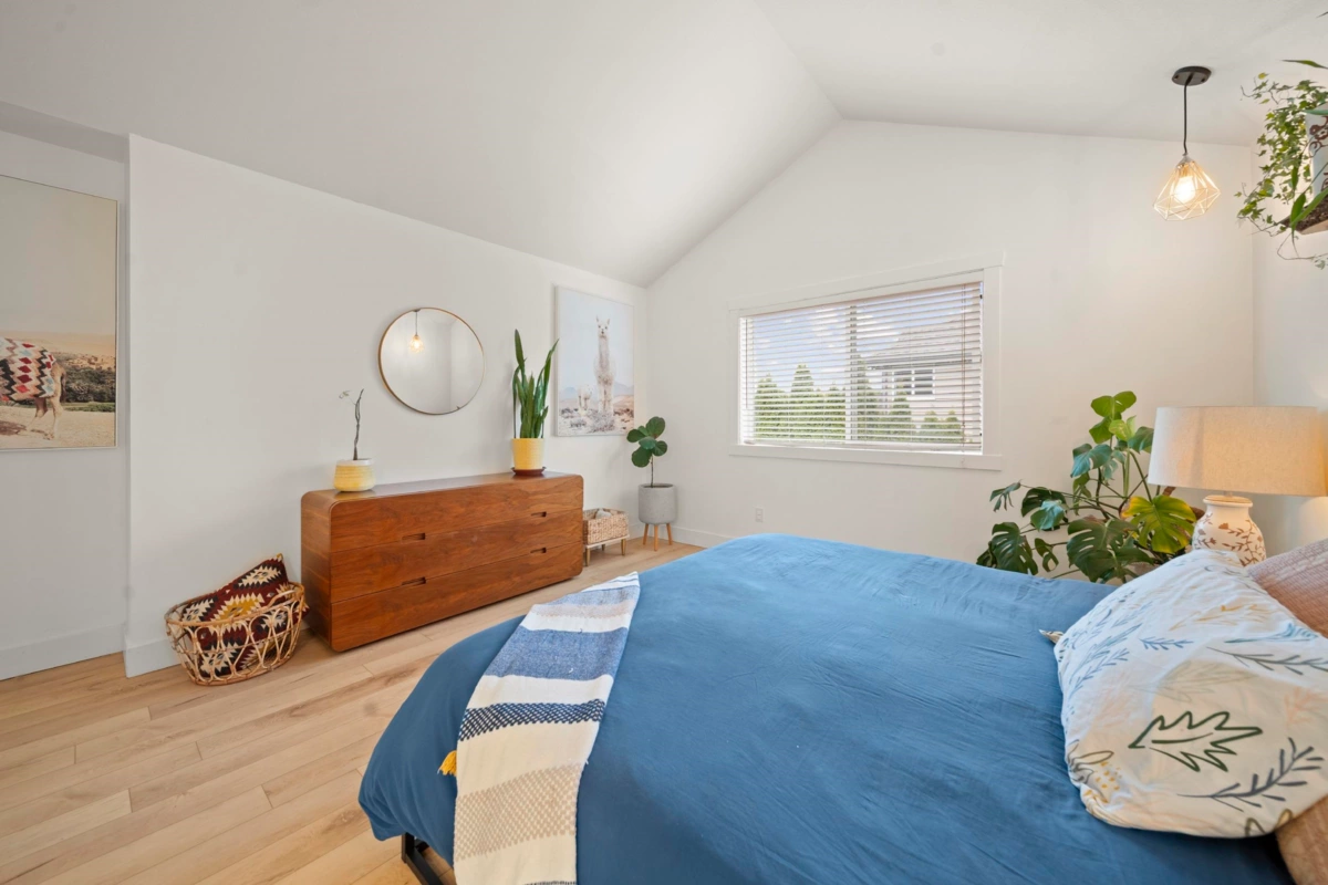 Garage Interior Photo of 13851 232 Street, Maple Ridge, BC