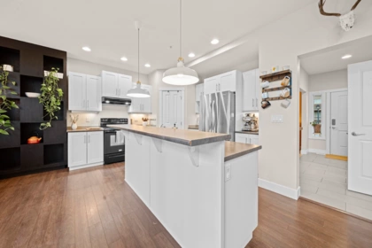 Breakfast Nook Photo of 13851 232 Street, Maple Ridge, BC