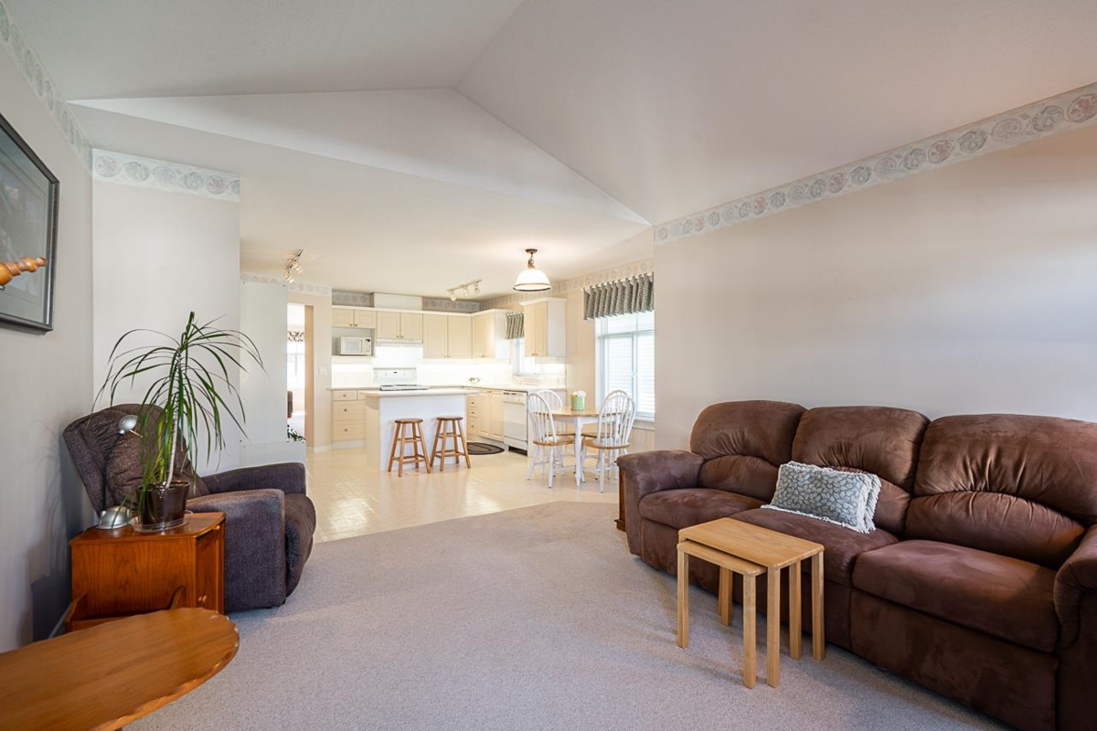 Guest Bathroom Photo of 51 8555 209 Street, Langley, BC