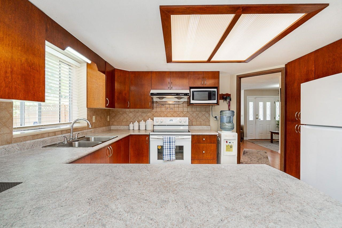 Bedroom 2 Photo of 6697 141a Street, Surrey, BC