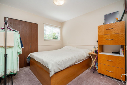 Hallway Photo of 6697 141a Street, Surrey, BC