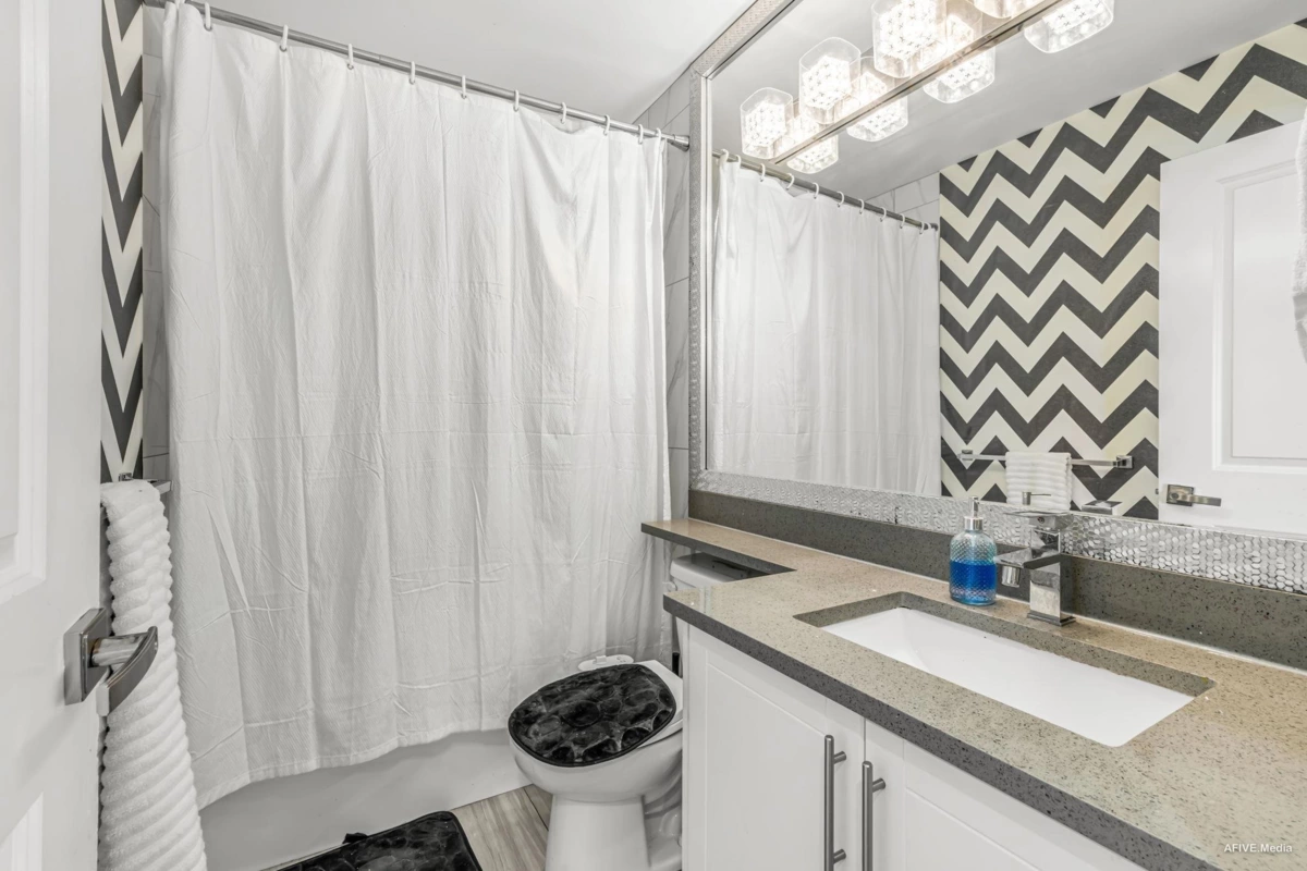 Walk-In Closet Photo of 2521 Wilding Crescent, Langley, BC